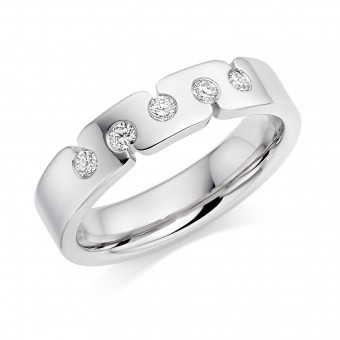 Platinum 4.5mm Teodora diamond wedding ring 0.15cts