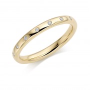 18ct yellow gold 2.5mm Oxford diamond wedding ring 0.07cts